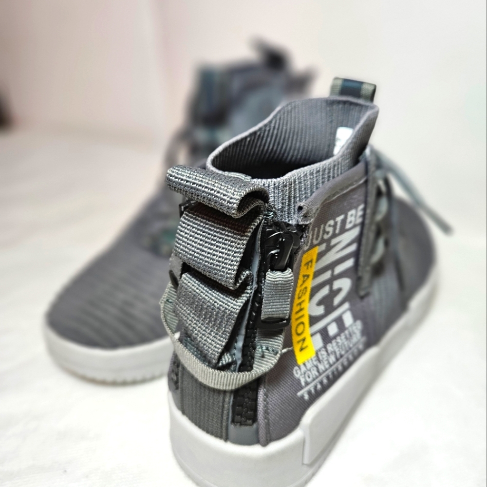 RUNMAXX Men's 9, Gray/ Yellow